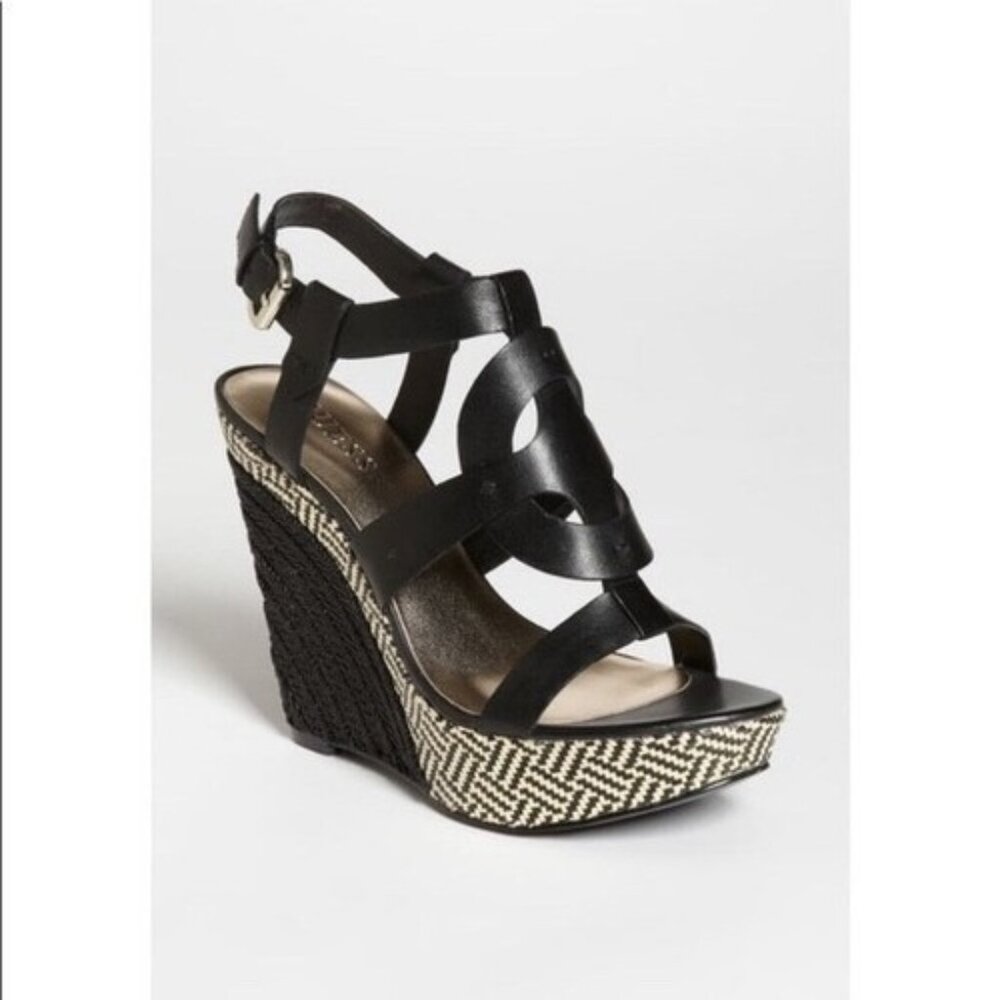 Guess Platform Wedge Heels 8.5 Black and Strappy